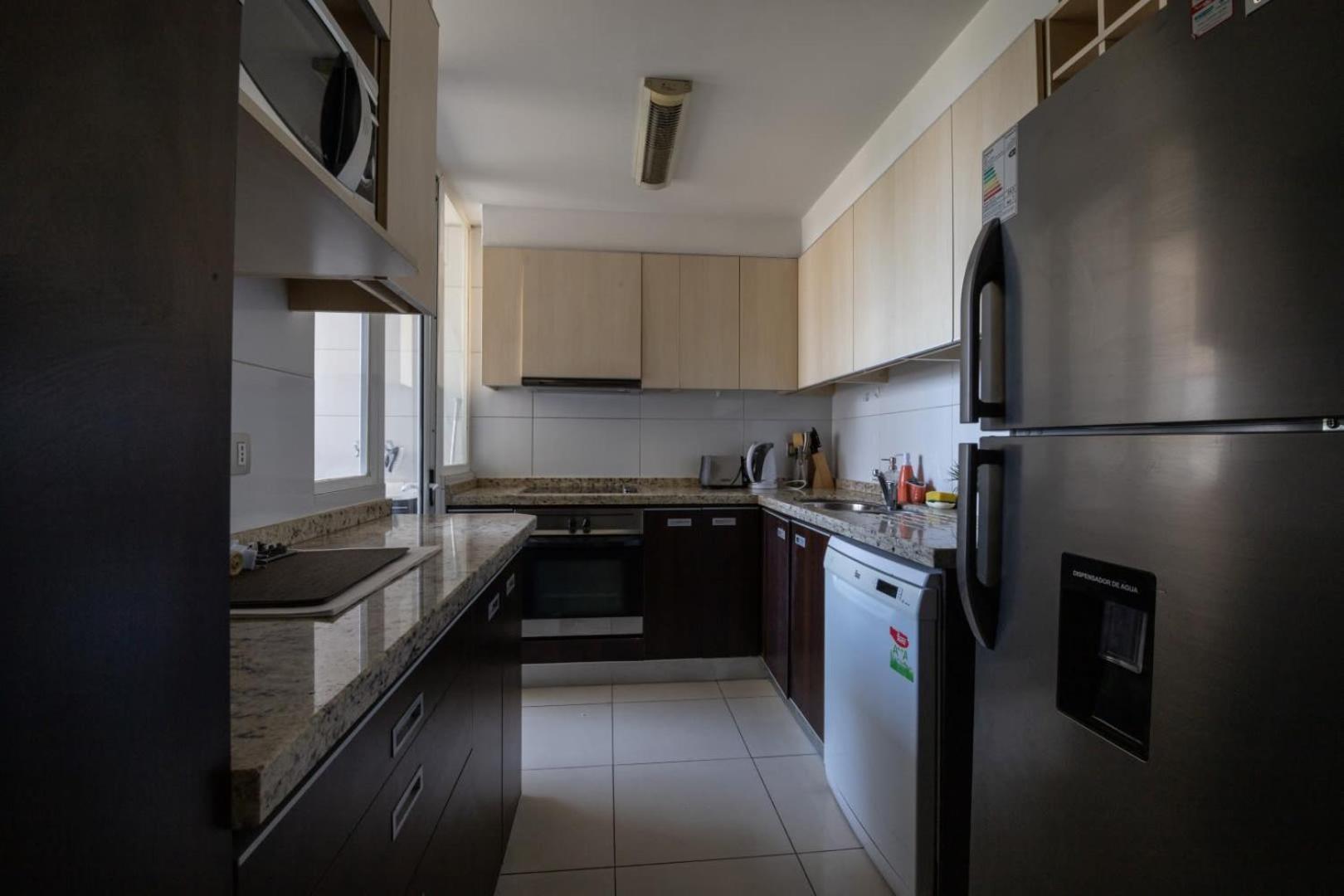 Espacioso Depto 2br 2ba - Sector Parque Arauco *