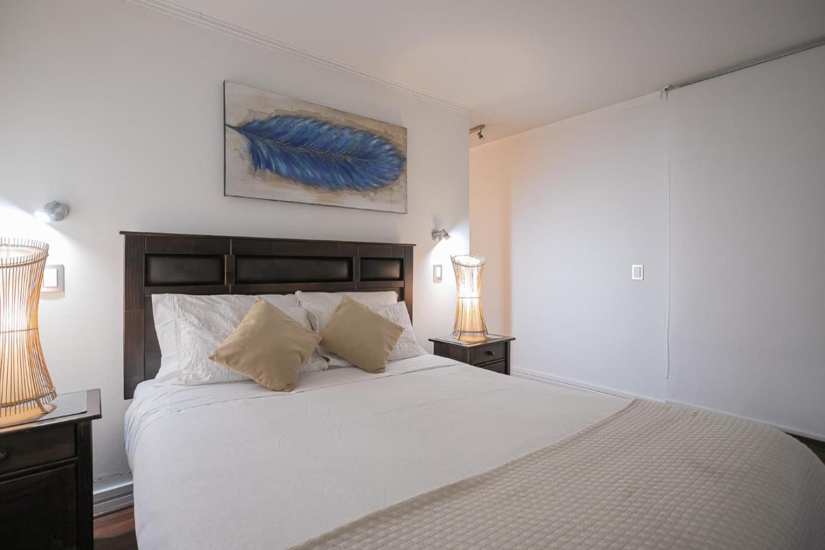 Espacioso Depto 2br 2ba - Sector Parque Arauco *