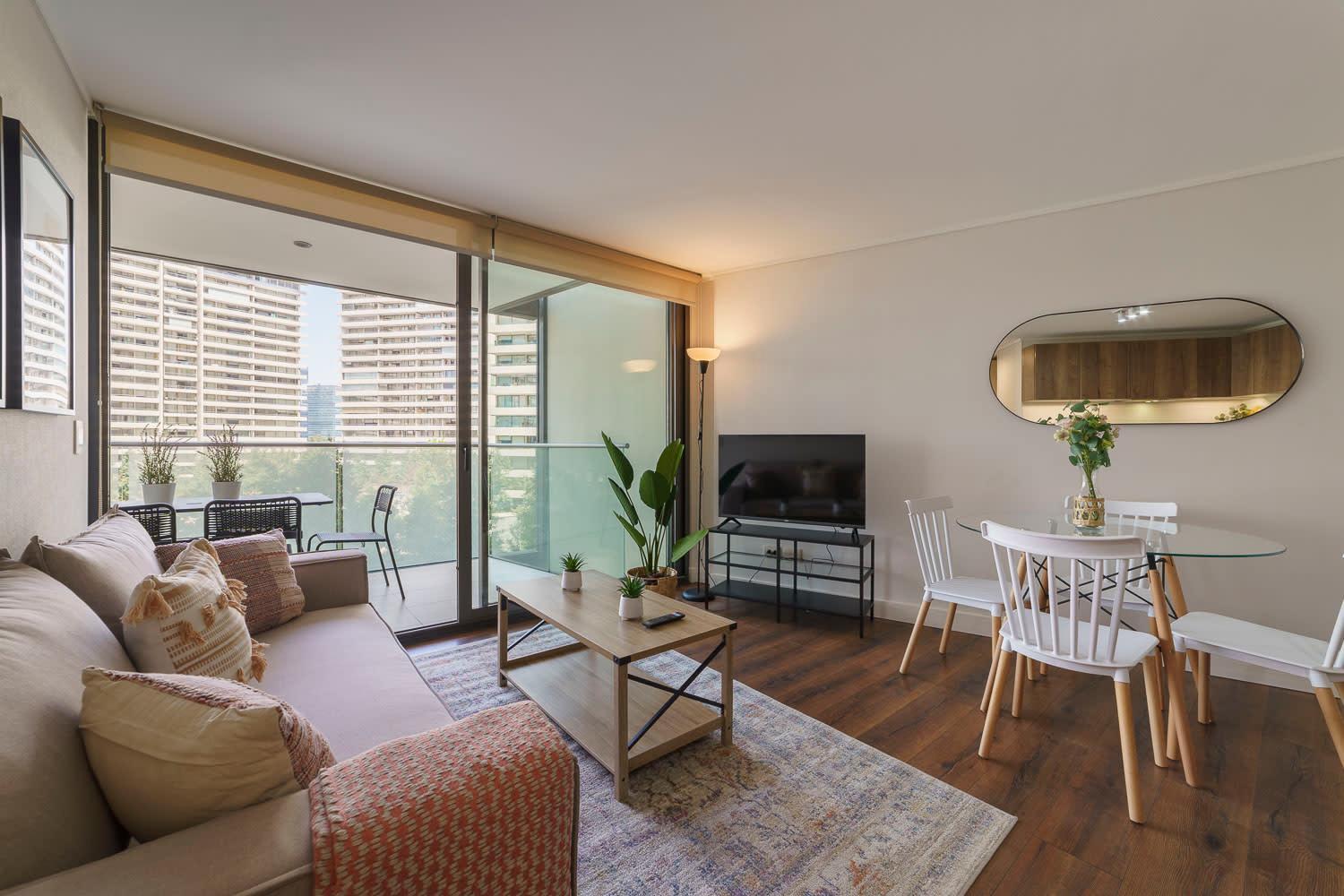 Comodidad Y Lujo Fusionados En Las Condes Apartamento *
