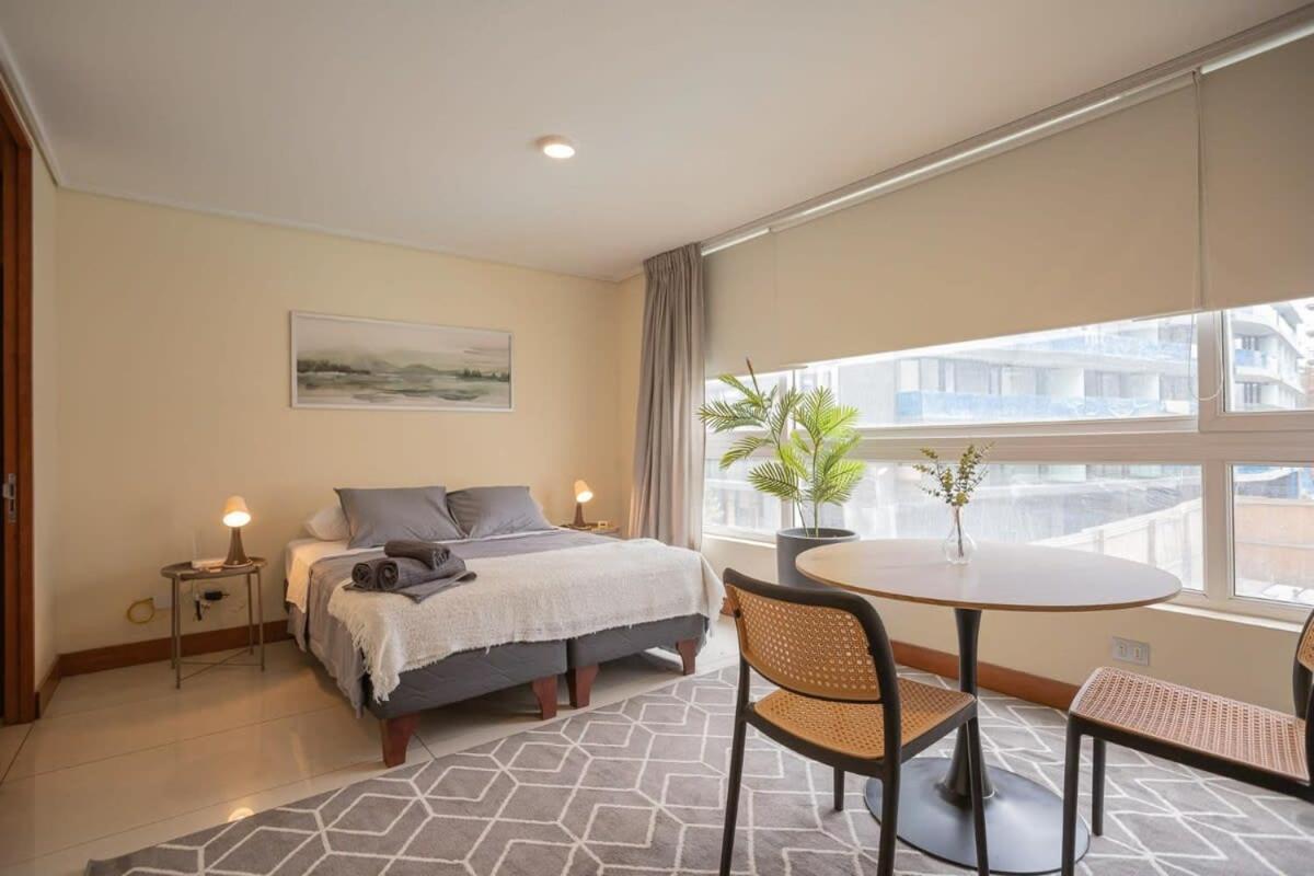 Descubre El Encanto De Condes En Apartamento Santiago de Chile