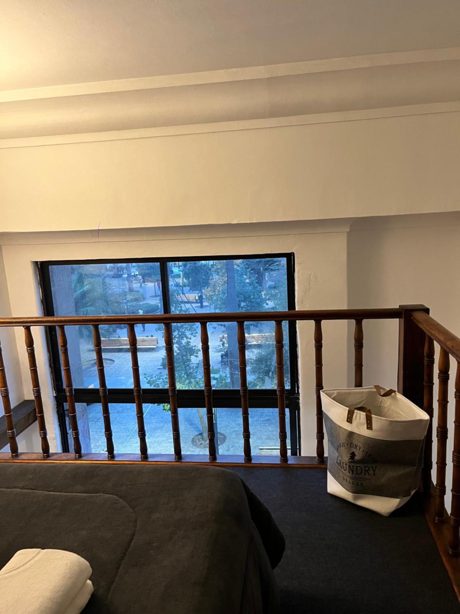 Apartamento Duplex Con Balcon A Casco Historico Santiago de Chile