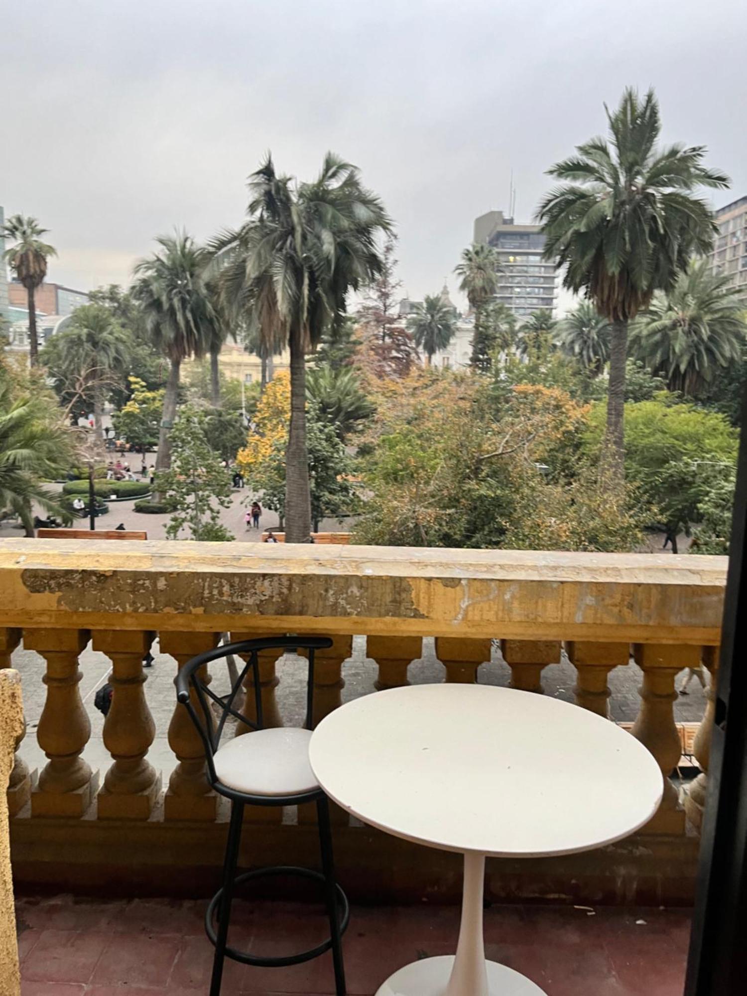 Apartamento Duplex Con Balcon A Casco Historico Santiago de Chile