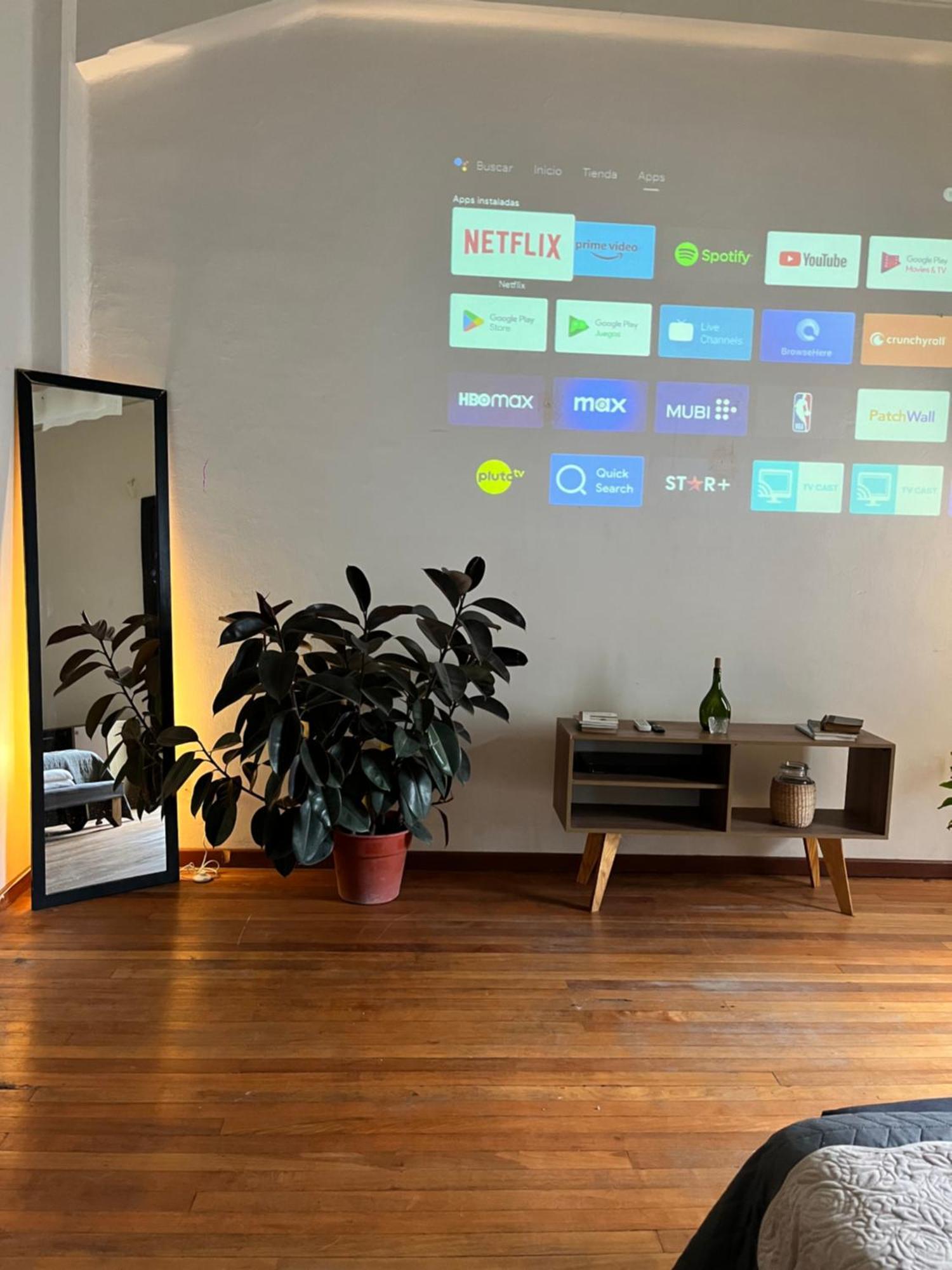 Apartamento Comodo Estudio Con Proyector De Cine En Centro De *