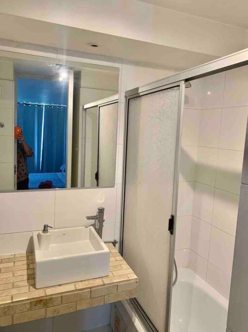 Las Condes Apartament Close To The Metro * Santiago