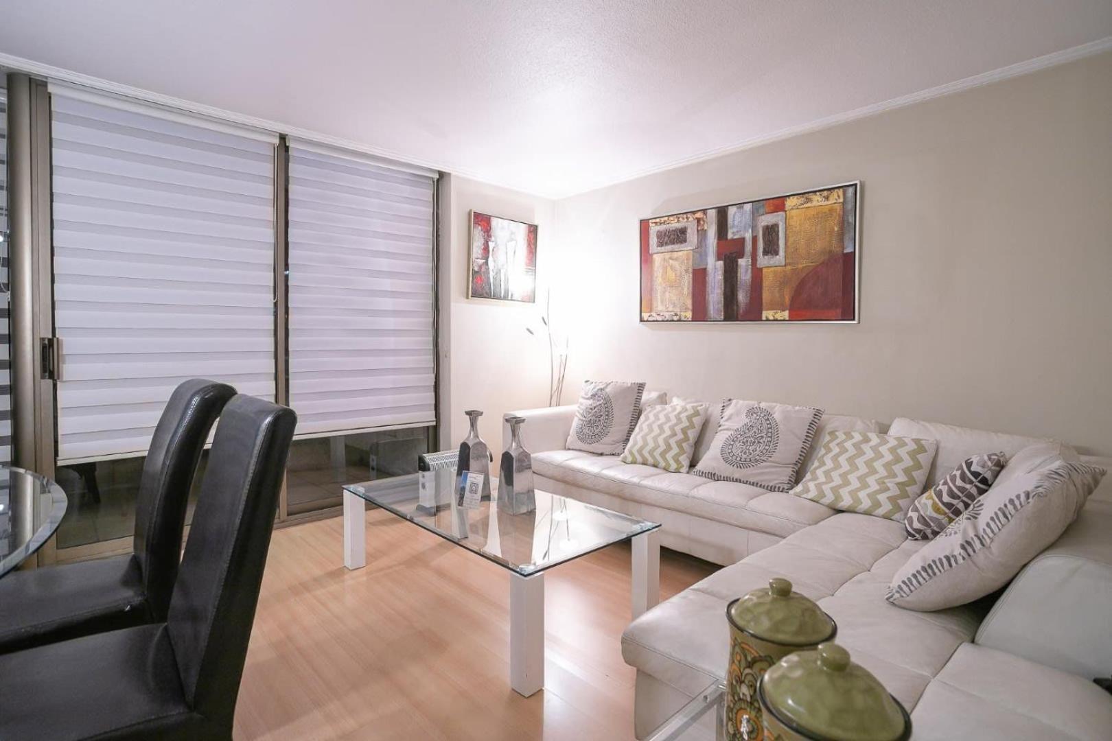 Exclusive In Condes Alcantara Metro Apartamento