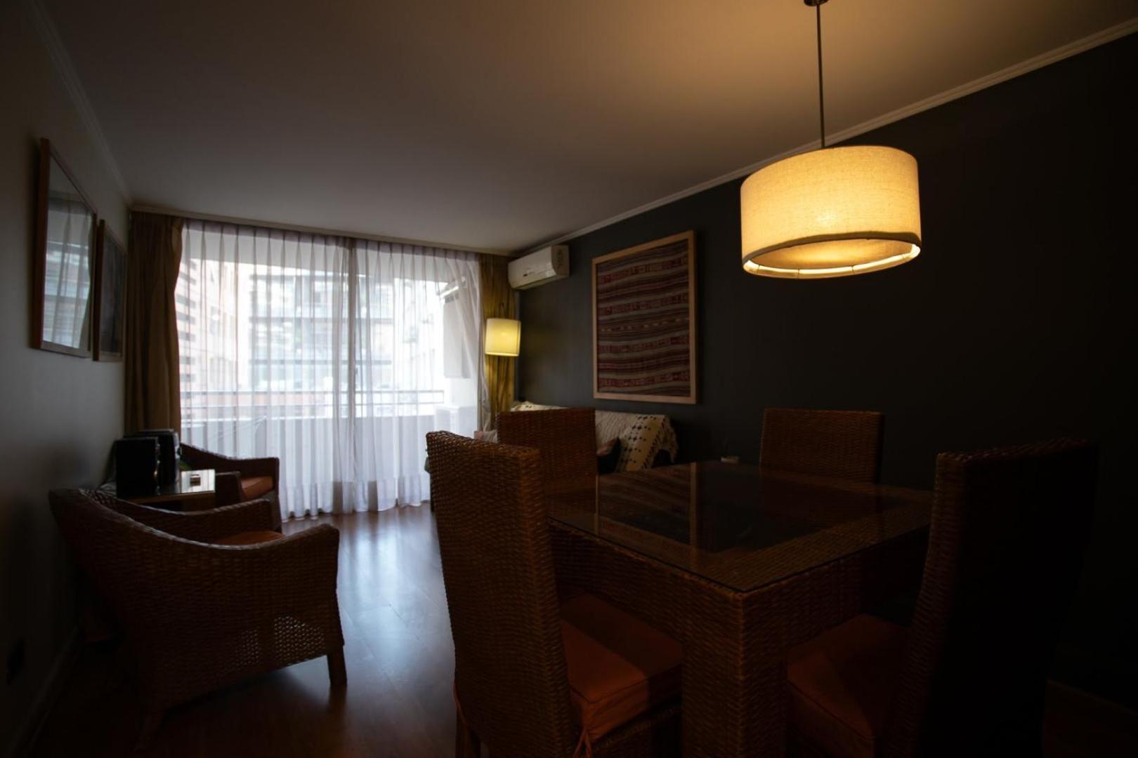 Comfy Urban Style Steps From Costanera Center *