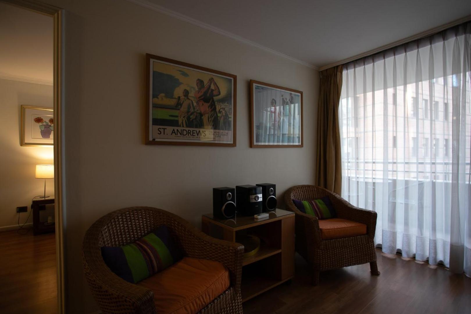 Comfy Urban Style Steps From Costanera Center Santiago