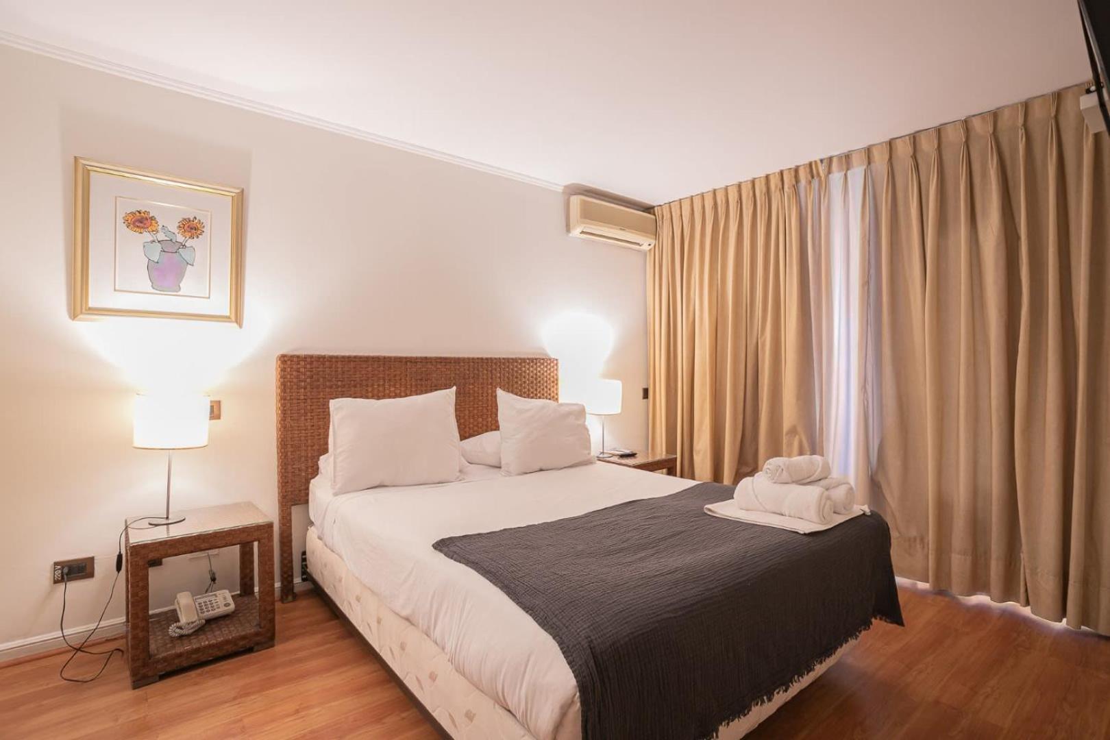 Comfy Urban Style Steps From Costanera Center *
