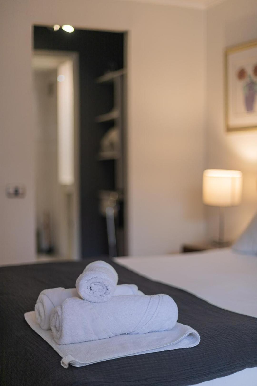 Comfy Urban Style Steps From Costanera Center *