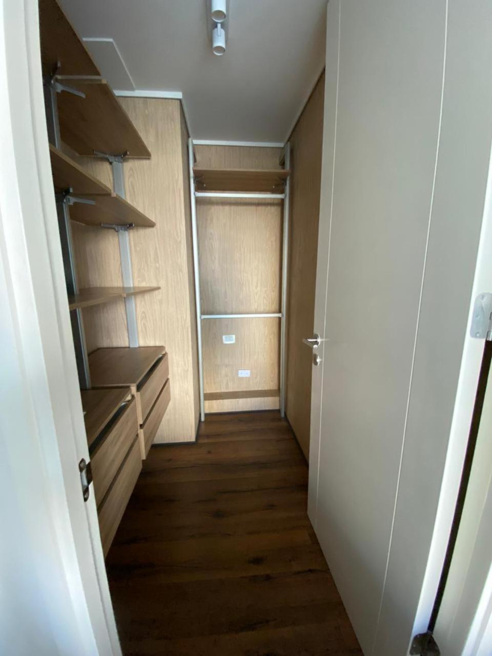 Depto Amoblado Kennedy Manquehue Apartment Santiago