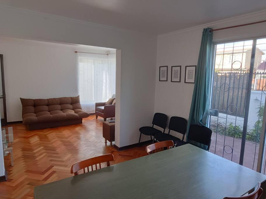 Casa Providencia Piscina Zona Muy Tranquila 9 Personas 3 Estacionamientos Holiday home *