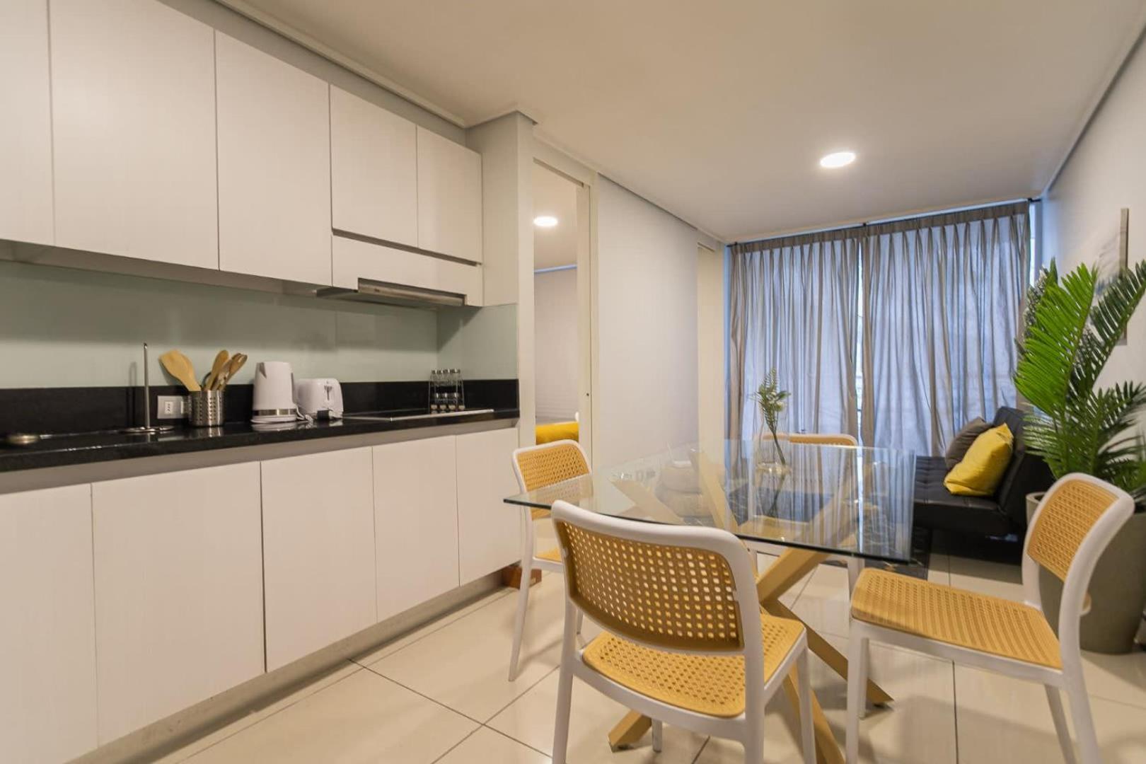 Tu Refugio Sofisticado En Condes Exclusivo Y Elegante Apartamento