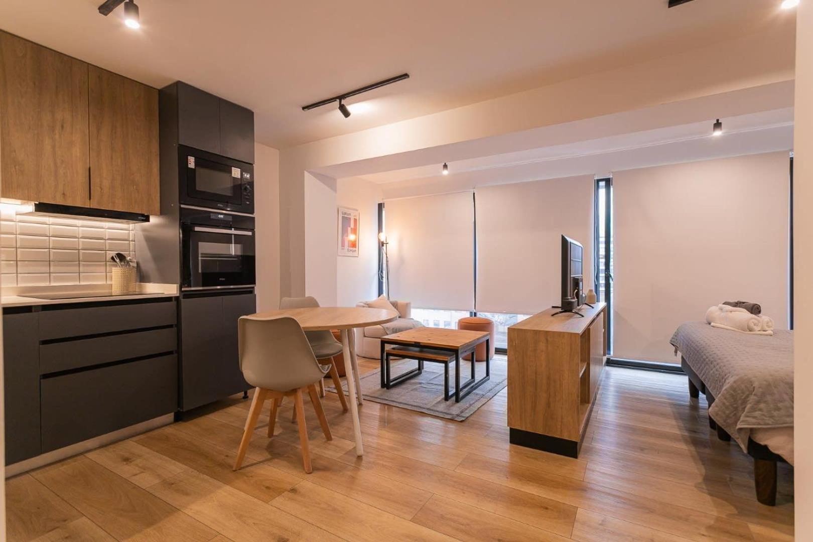 Vive La Modernidad Estudio En Barrio El Golf *