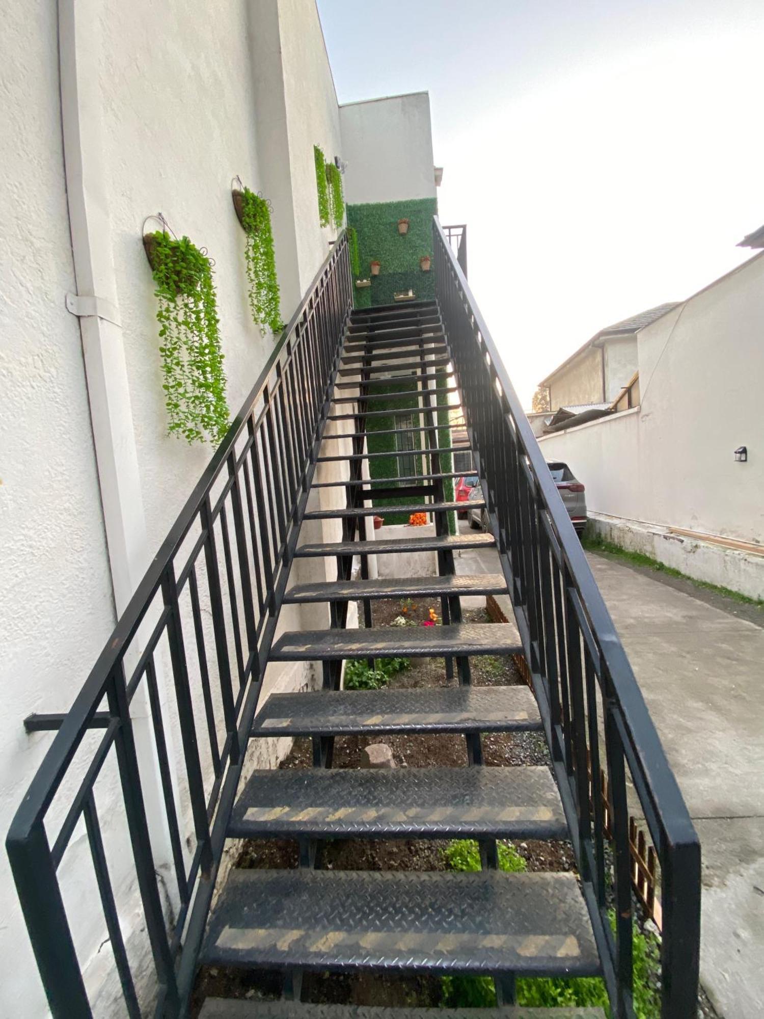 1 Con Bano Compartido En Providencia Casa *