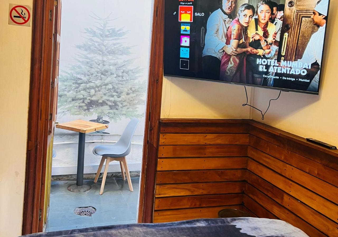 Casona Montt 522 - Bed & Breakfast Santiago