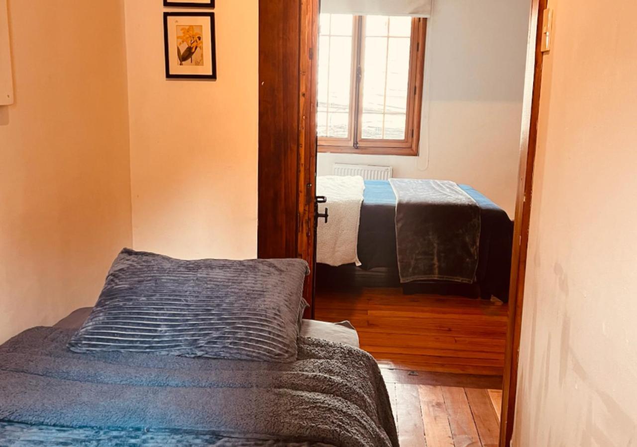 Casona Montt 522 -