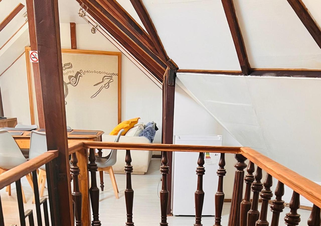 Casona Montt 522 - *