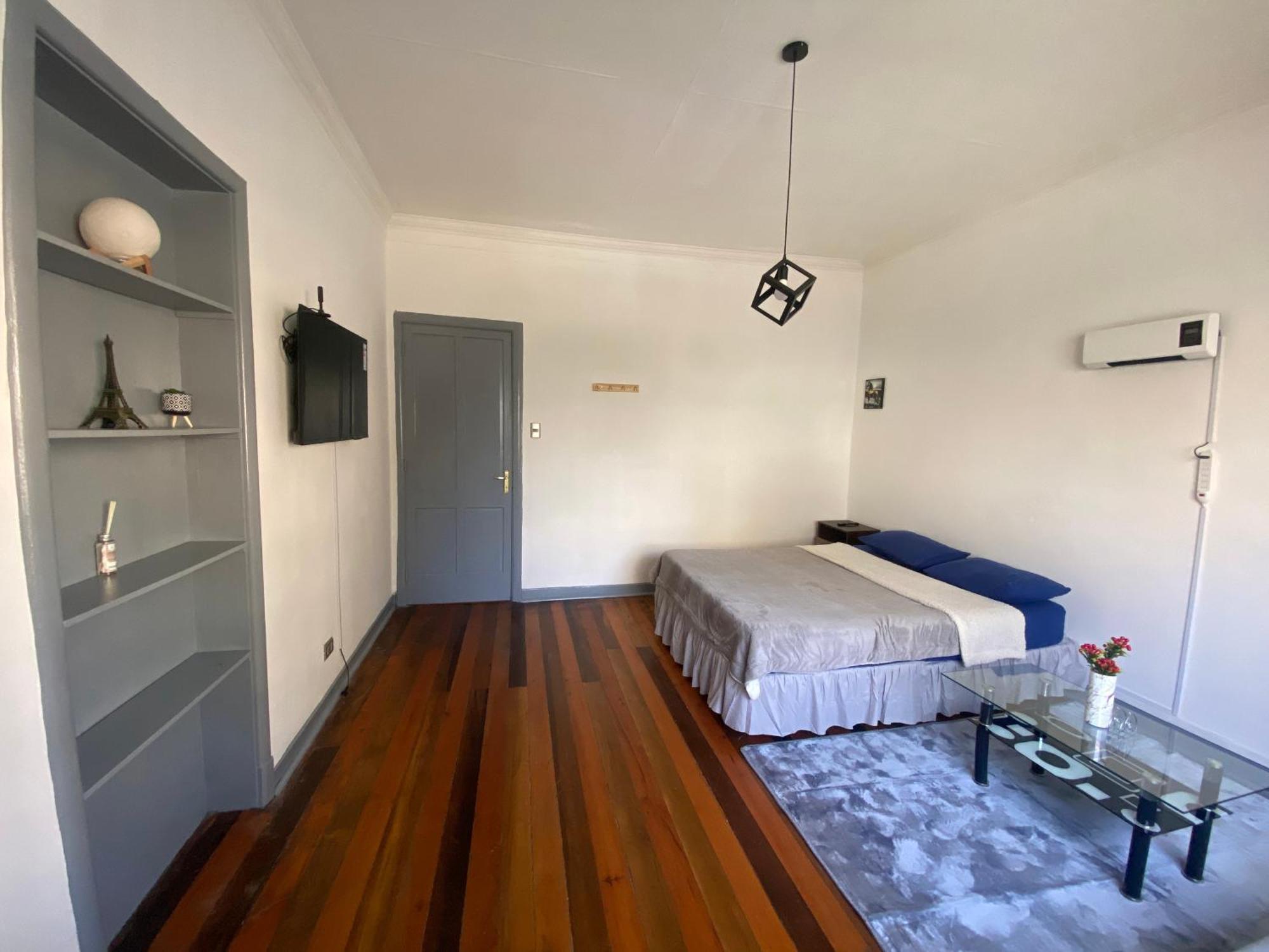 Сasa de vacaciones 1 Con Bano Compartido En Providencia Casa