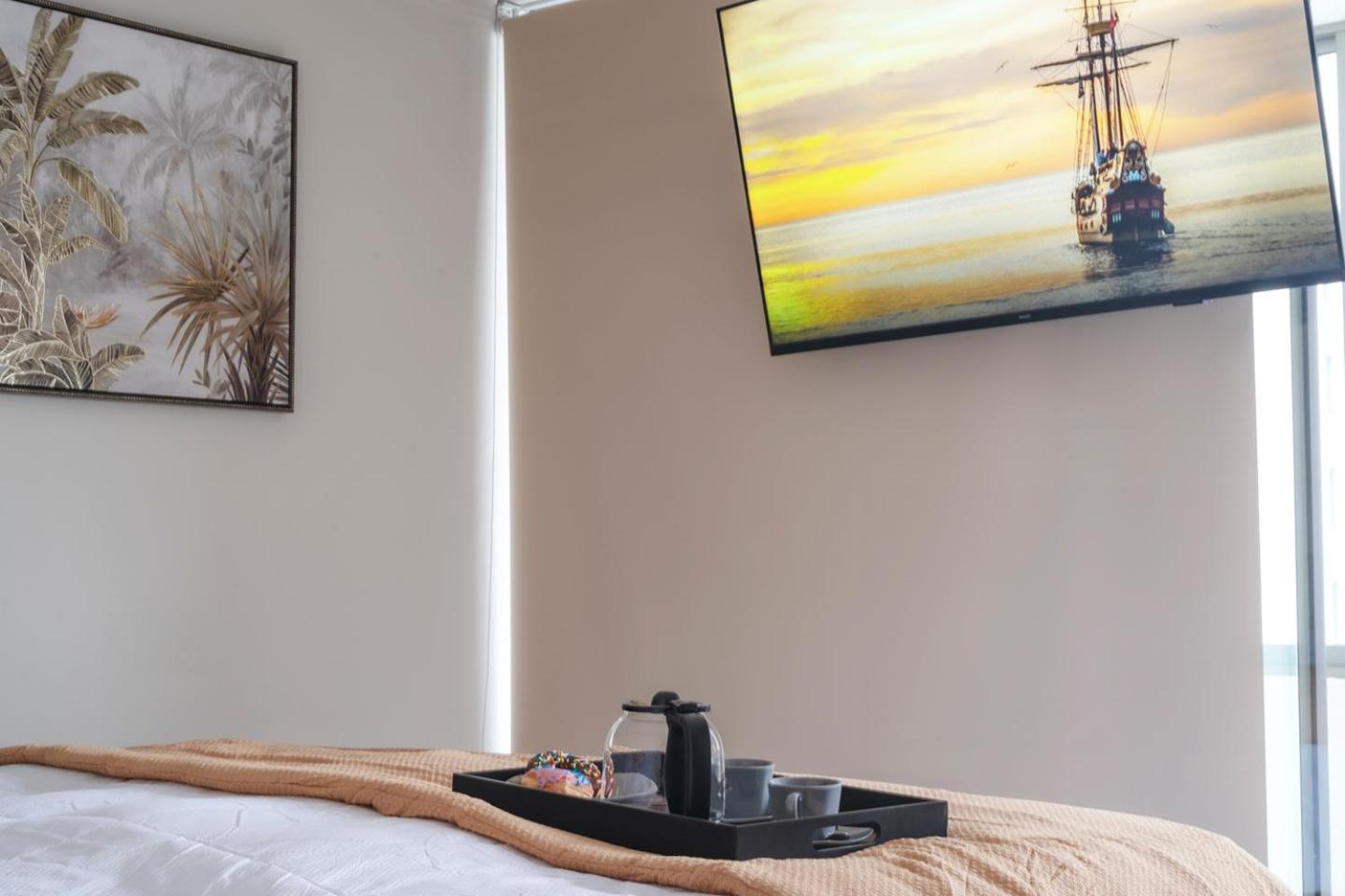 Departamento En Condes Premium Parque Arauco Con Aire Acondicionado Apartamento
