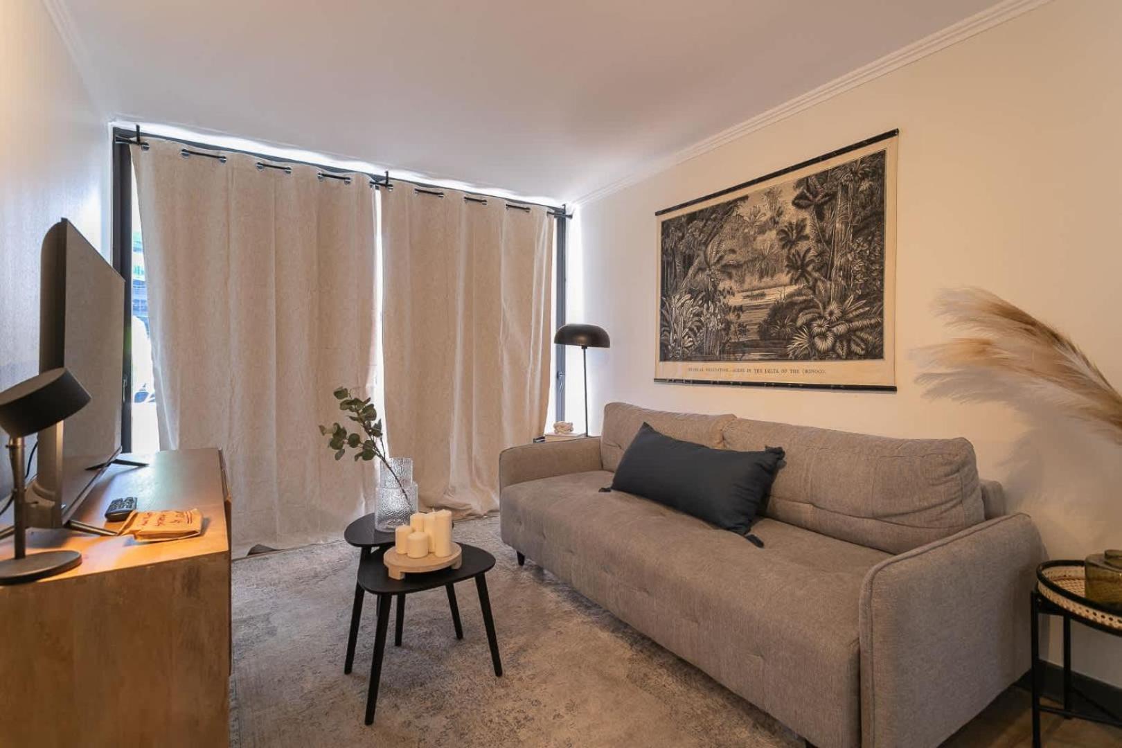 Perfecto 2d2b 5 Cerca De Metro Apartamento Santiago