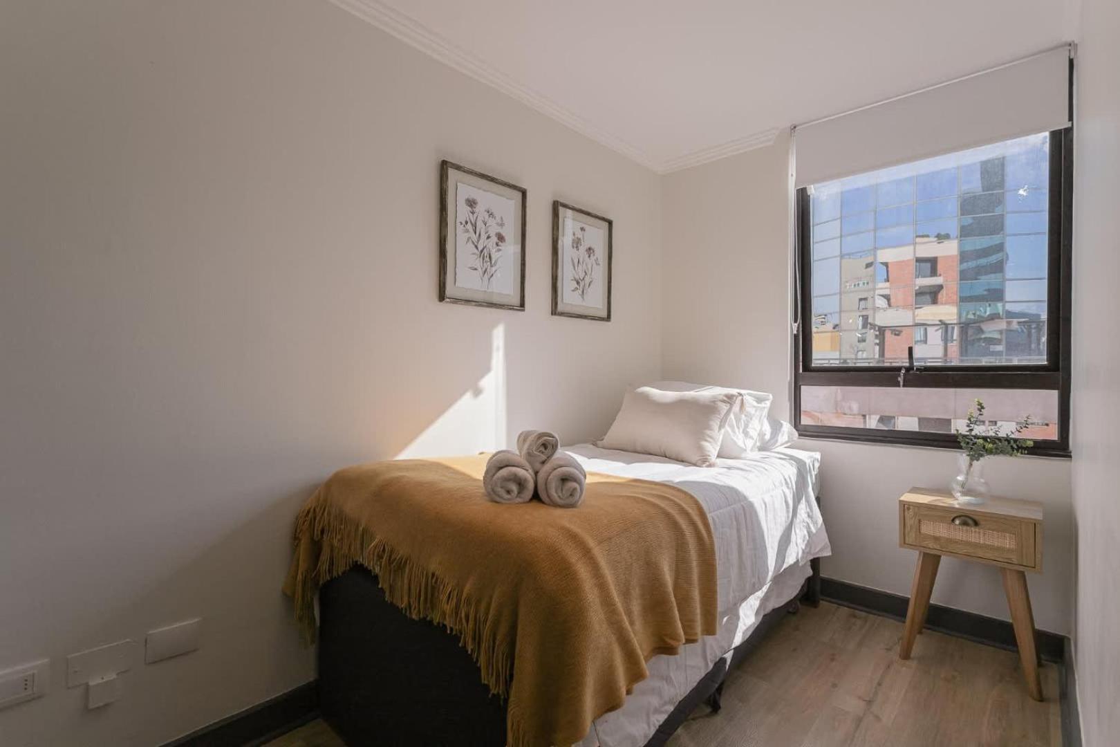 Perfecto 2d2b 5 Cerca De Metro Apartamento Santiago