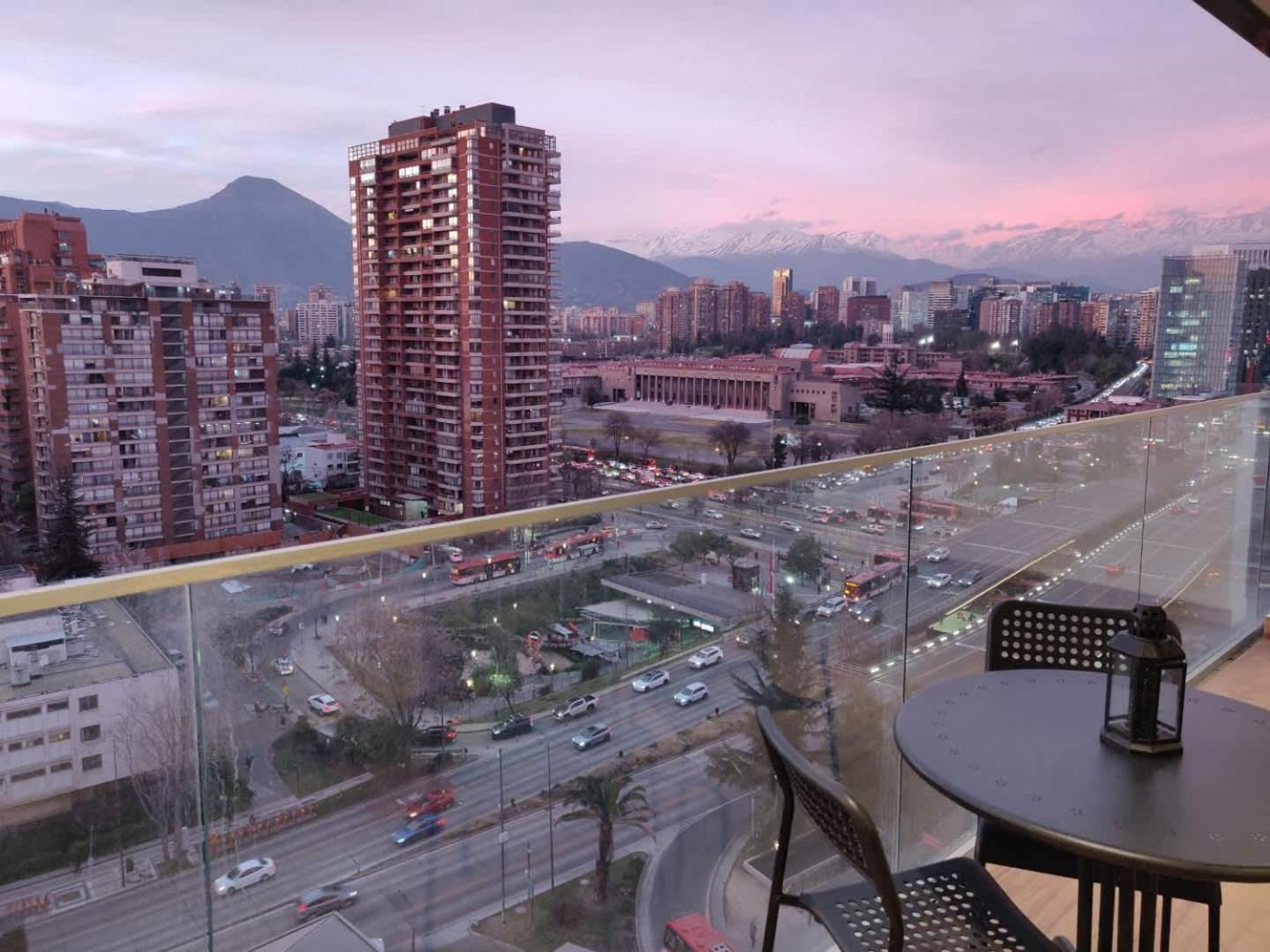 Elegancia En Condes 2d2b Con Estilo Santiago de Chile