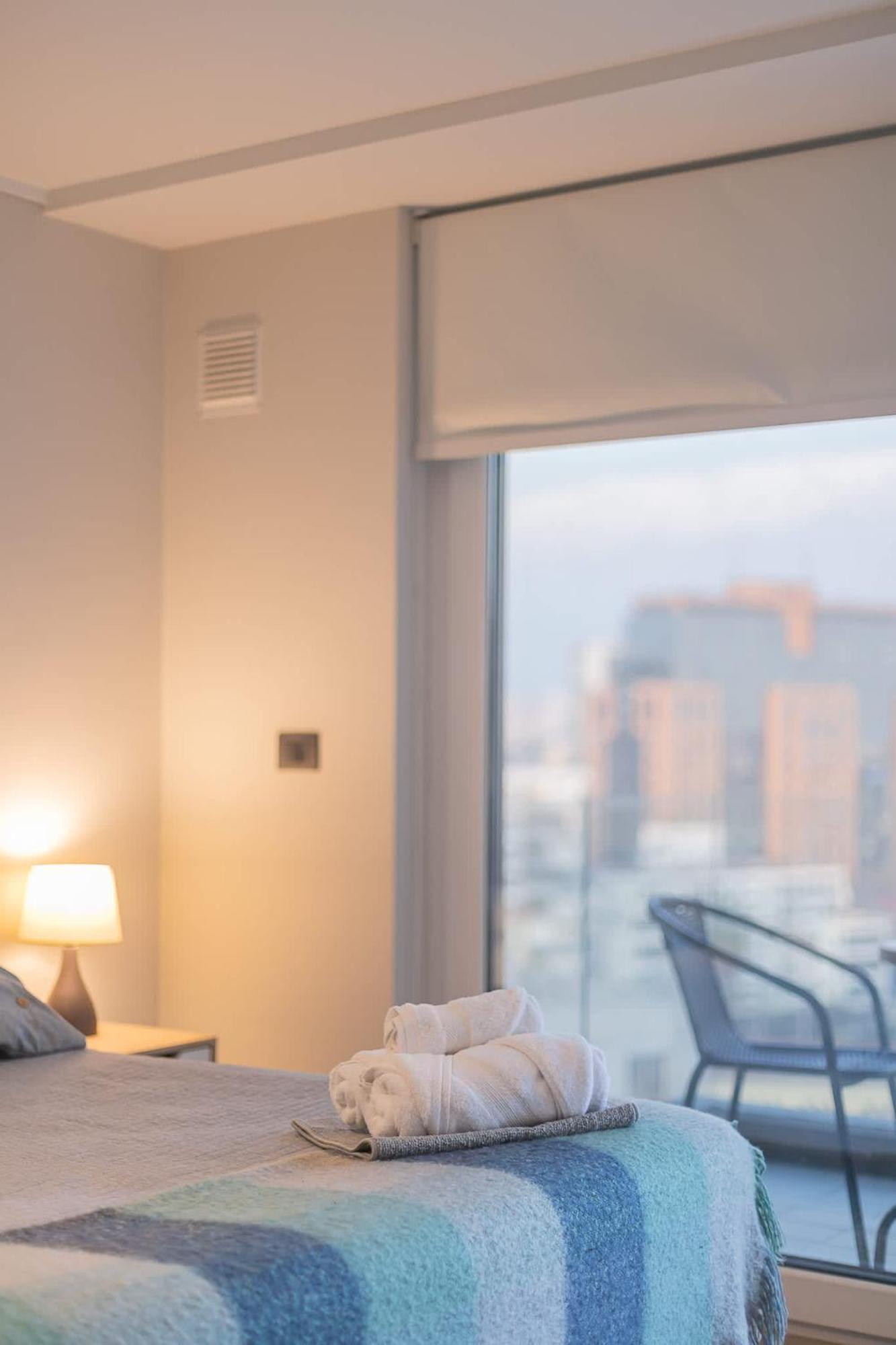 Beautiful Steps From Costanera Center Apartamento *