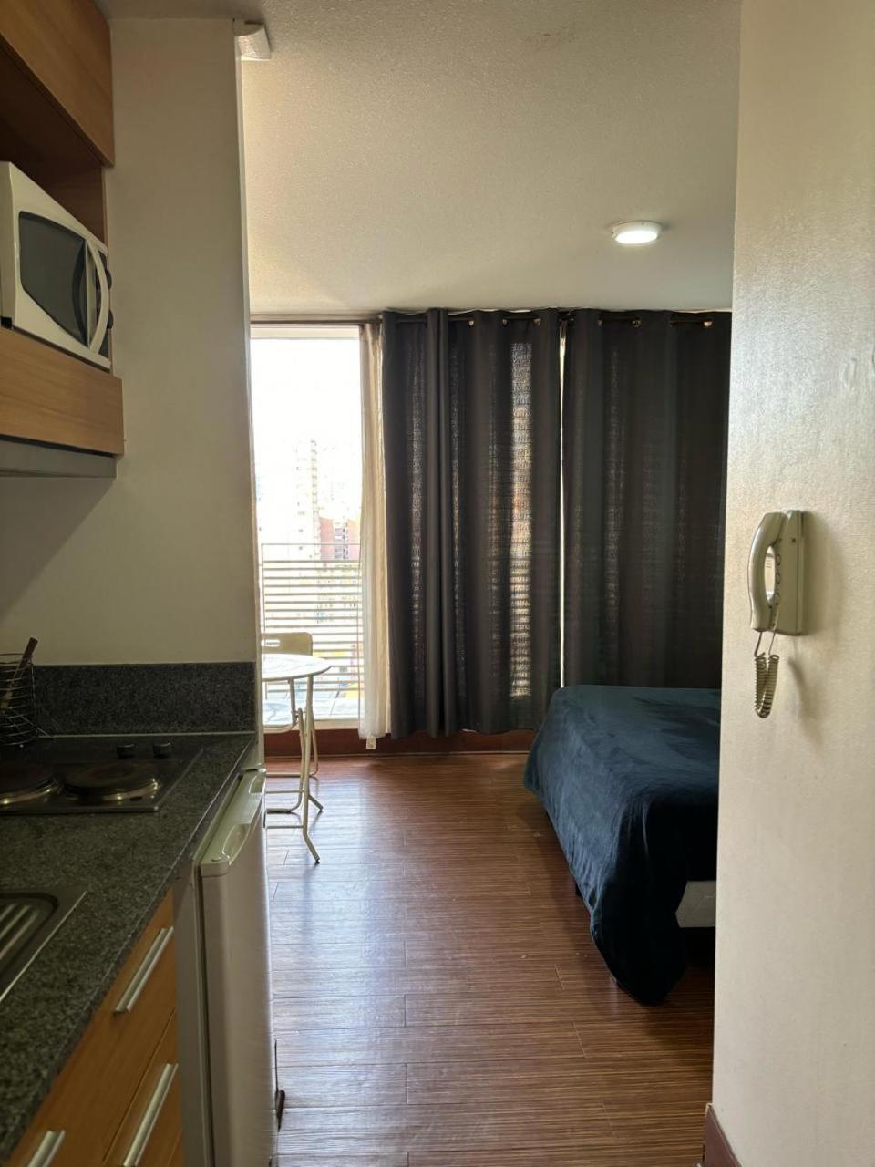 Lindo Y Centrico Estudio Con Balcon Apartamento Santiago de Chile