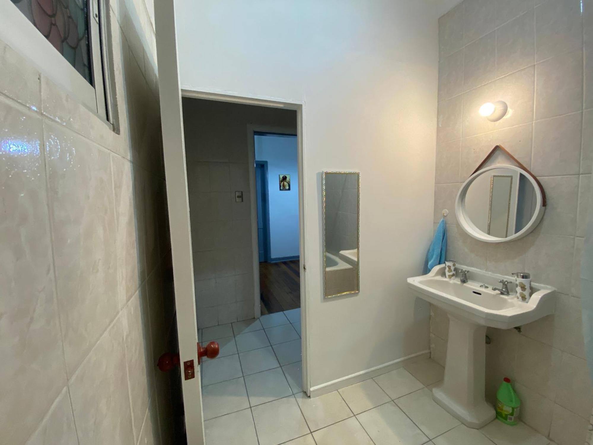 3 Con Bano Compartido En Providencia Casa Pensión *