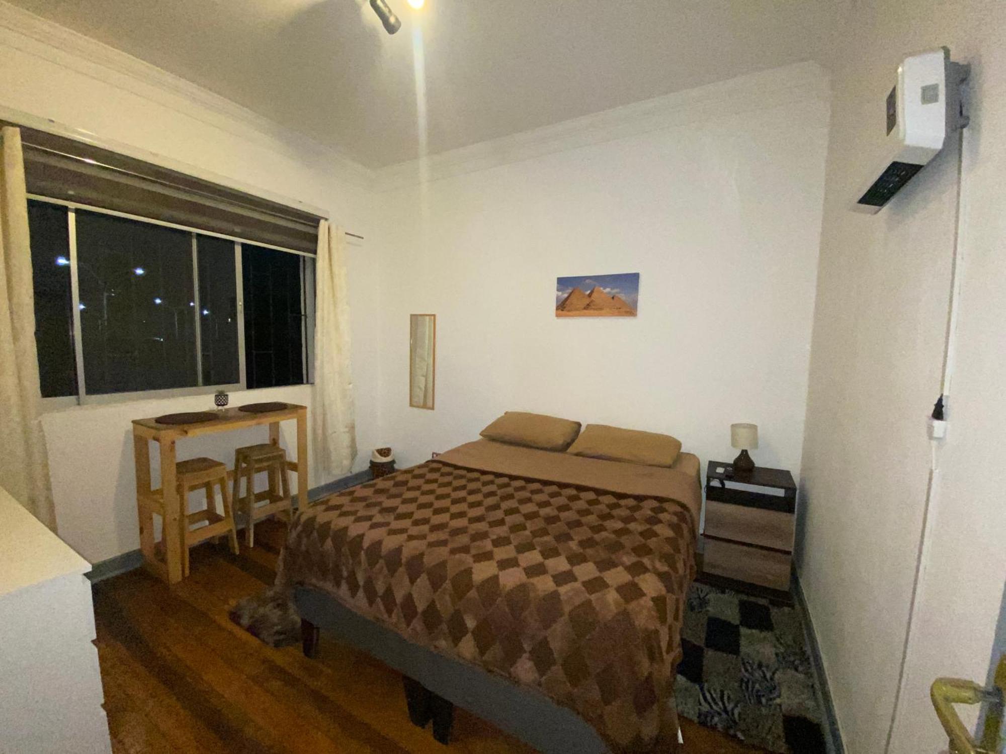 Pensión 3 Con Bano Compartido En Providencia Casa *