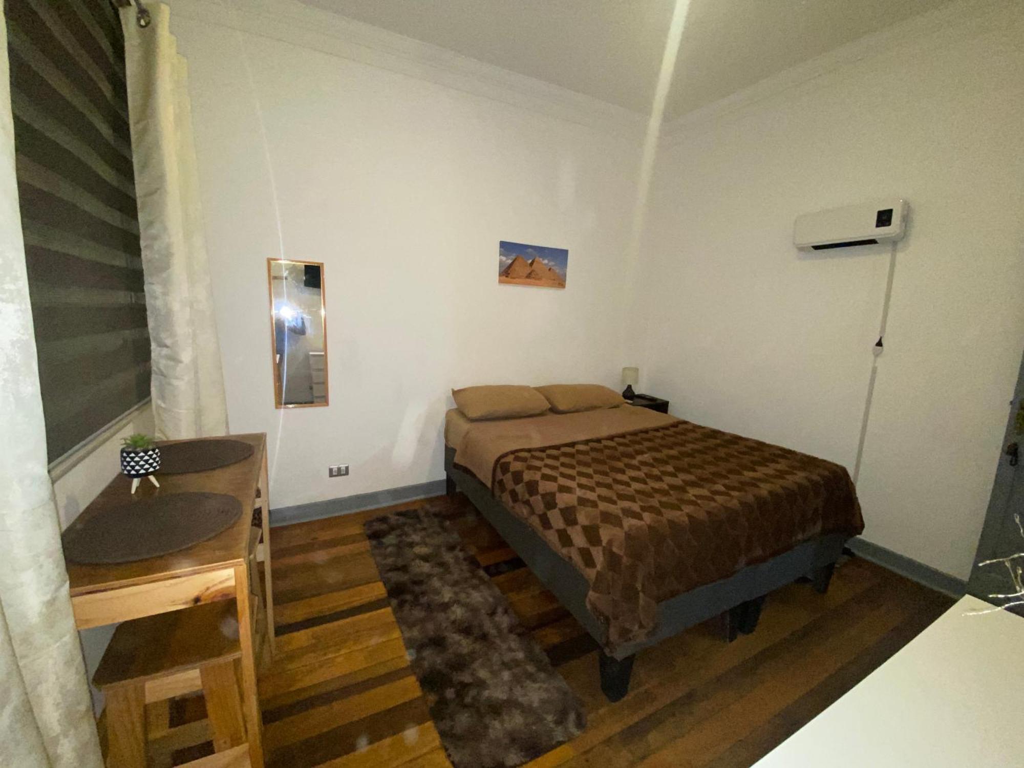 Pensión 3 Con Bano Compartido En Providencia Casa Santiago de Chile