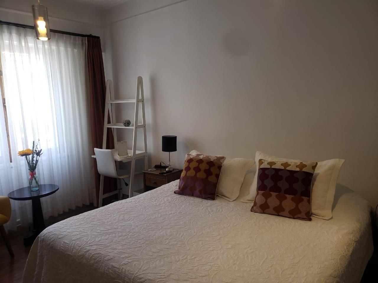 Hostel Boutique Casa La Barca Santiago