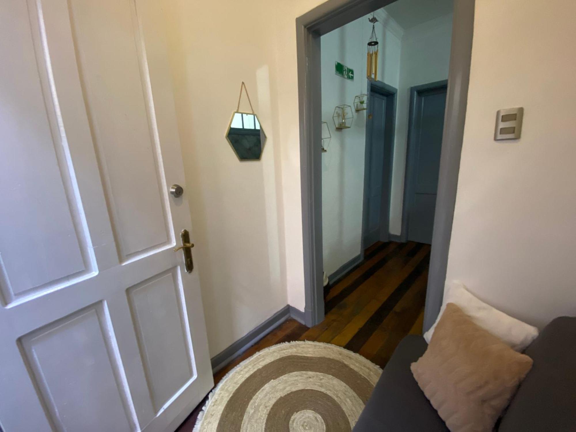 Guest house 2 Con Bano Compartido En Providencia Casa Santiago
