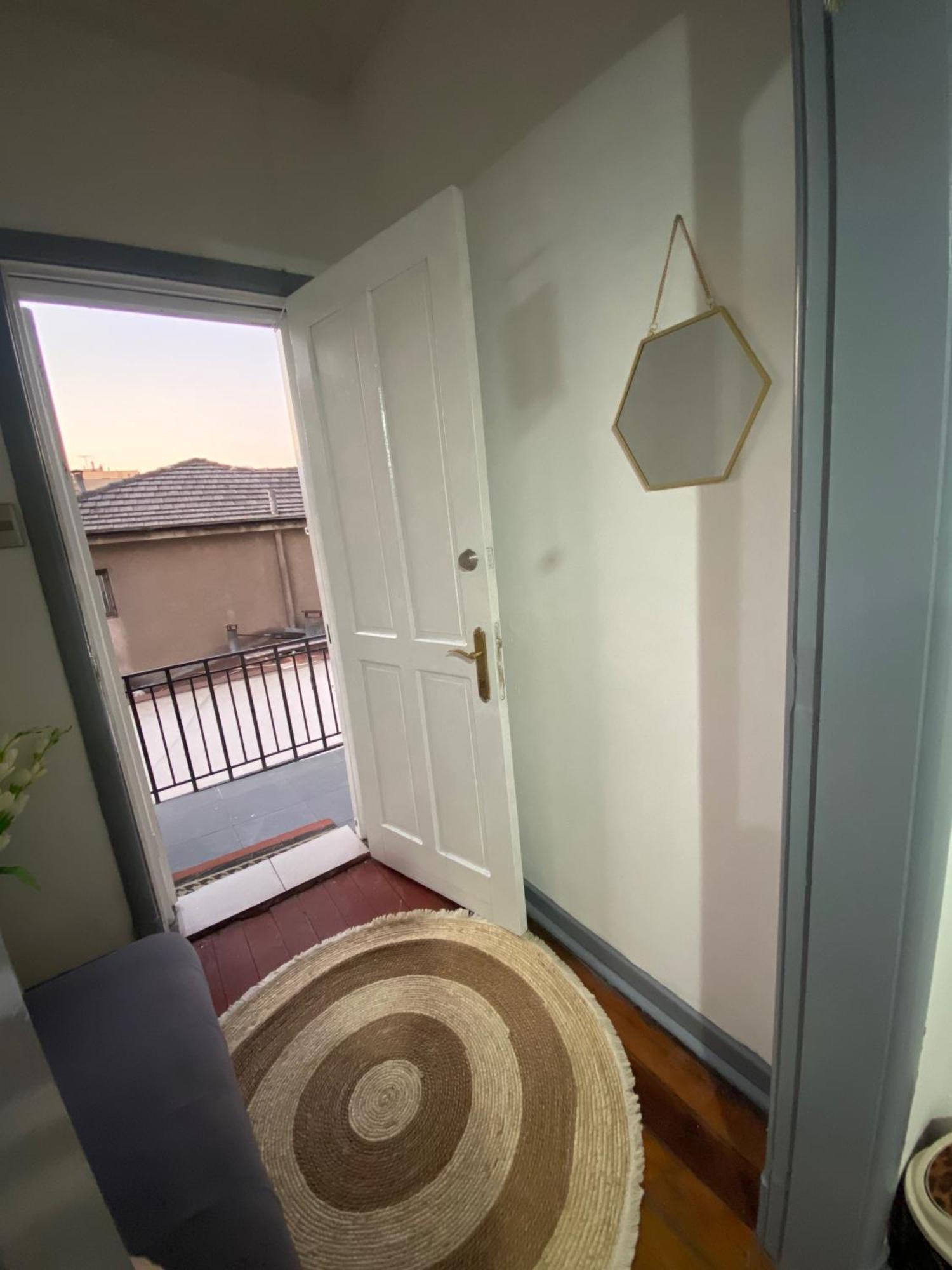 2 Con Bano Compartido En Providencia Casa