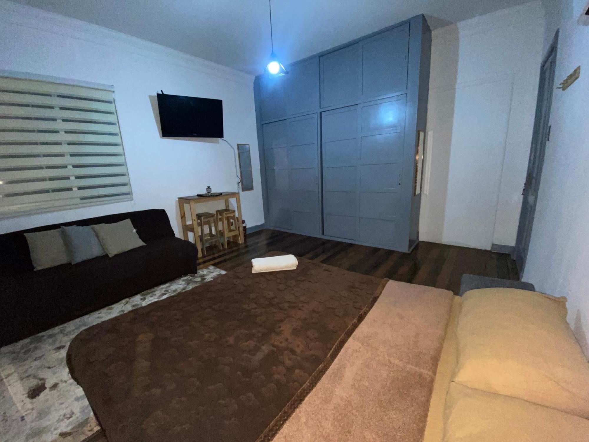 Pensión 2 Con Bano Compartido En Providencia Casa