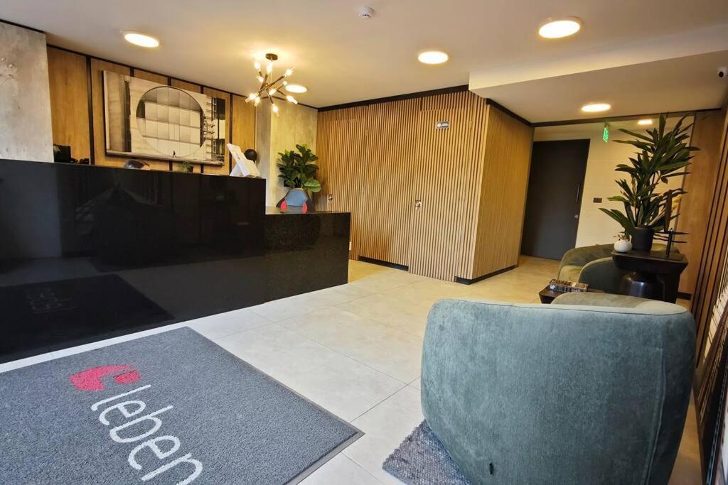 Apartamento Nuevo, Encantador Y Equipado Dpto En *