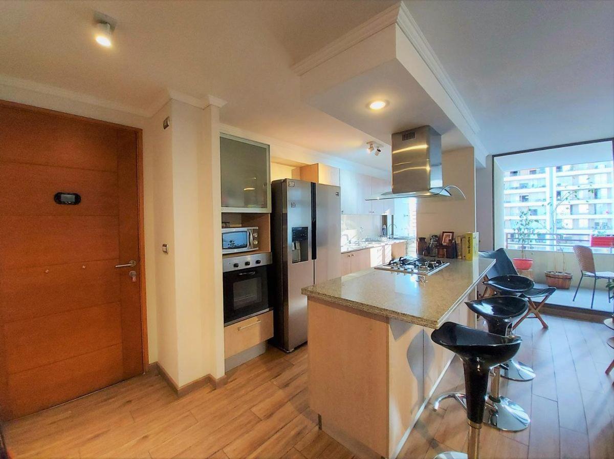 Loica Hosts - Barrio Italia Apartamento Santiago