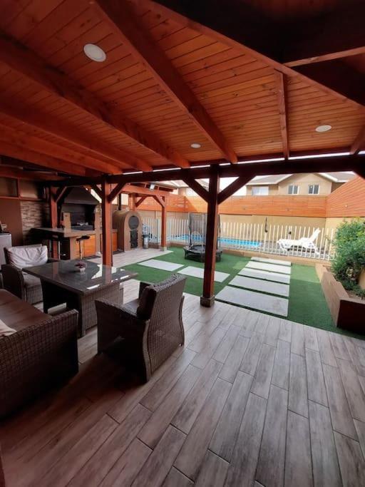 Сasa de vacaciones Hermosa Casa En Santiago, Lampa