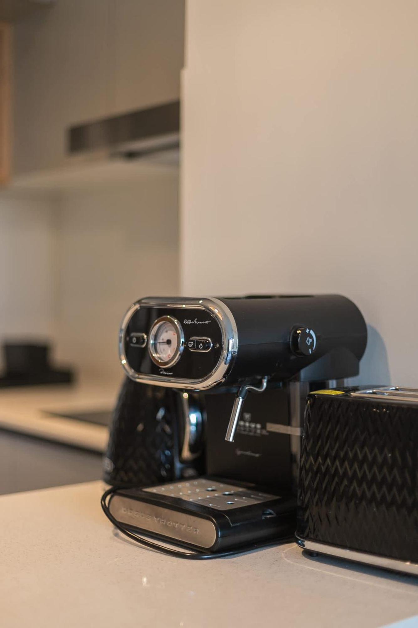 Your Adventure Begins In Condes 2br2ba *