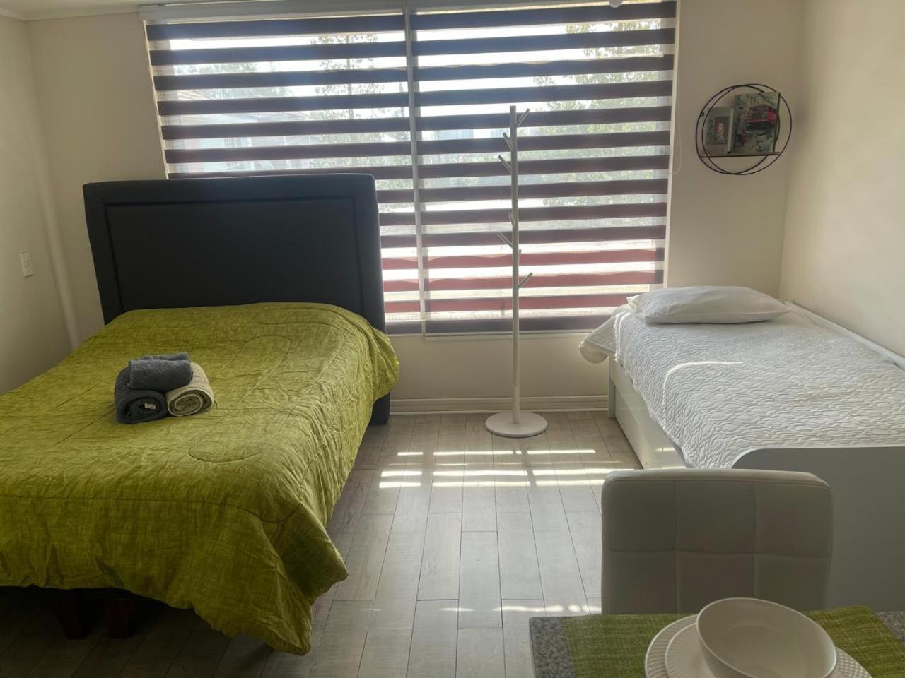 Apartamento 2 En En Fente Al Metro - Hipodromo De Chile Y Estadio San Laura *