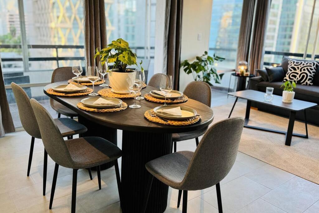 Premium Barrio El Golf - Costanera Center