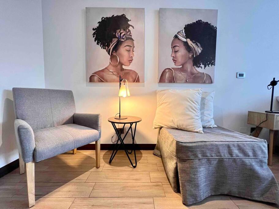 Departamento Totalmente Equipado En Condes Con Aire Acondicionado Apartamento