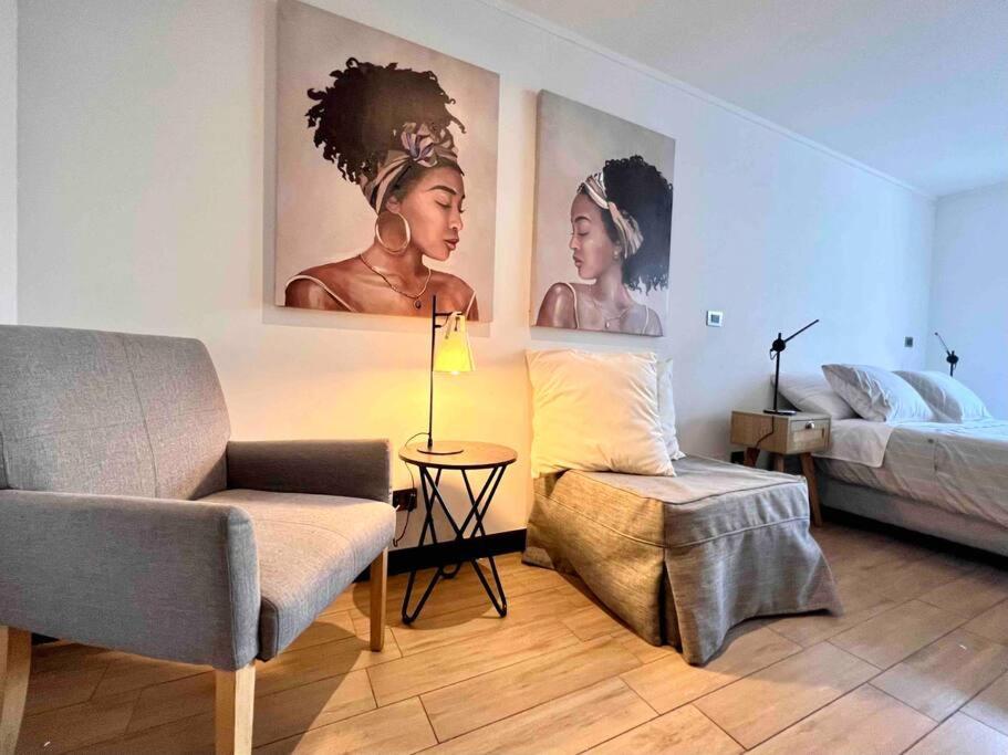 Departamento Totalmente Equipado En Condes Con Aire Acondicionado * Santiago