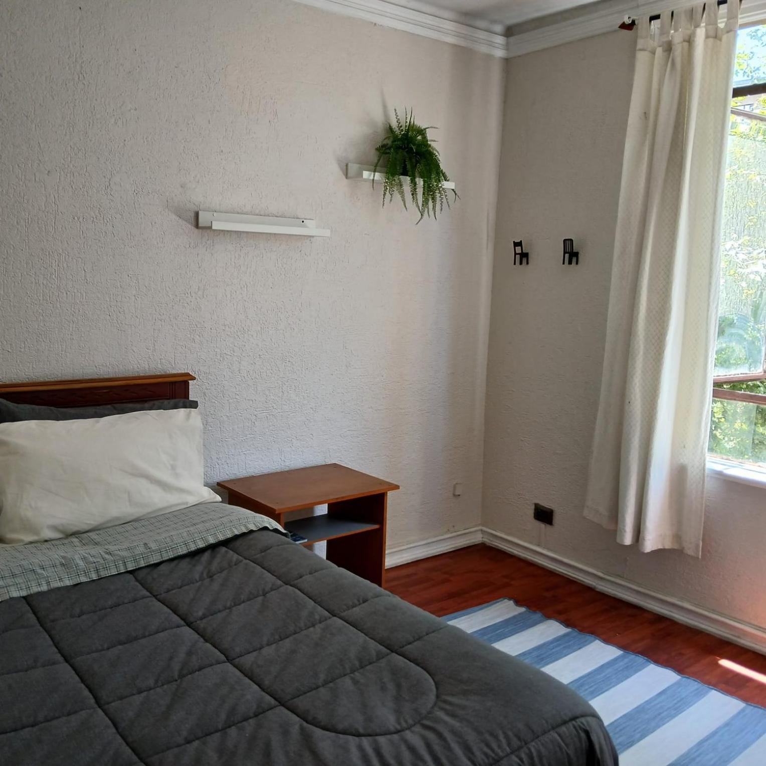 Habitacion En Dpto Paseo Bulnes Hospedagem domiciliar