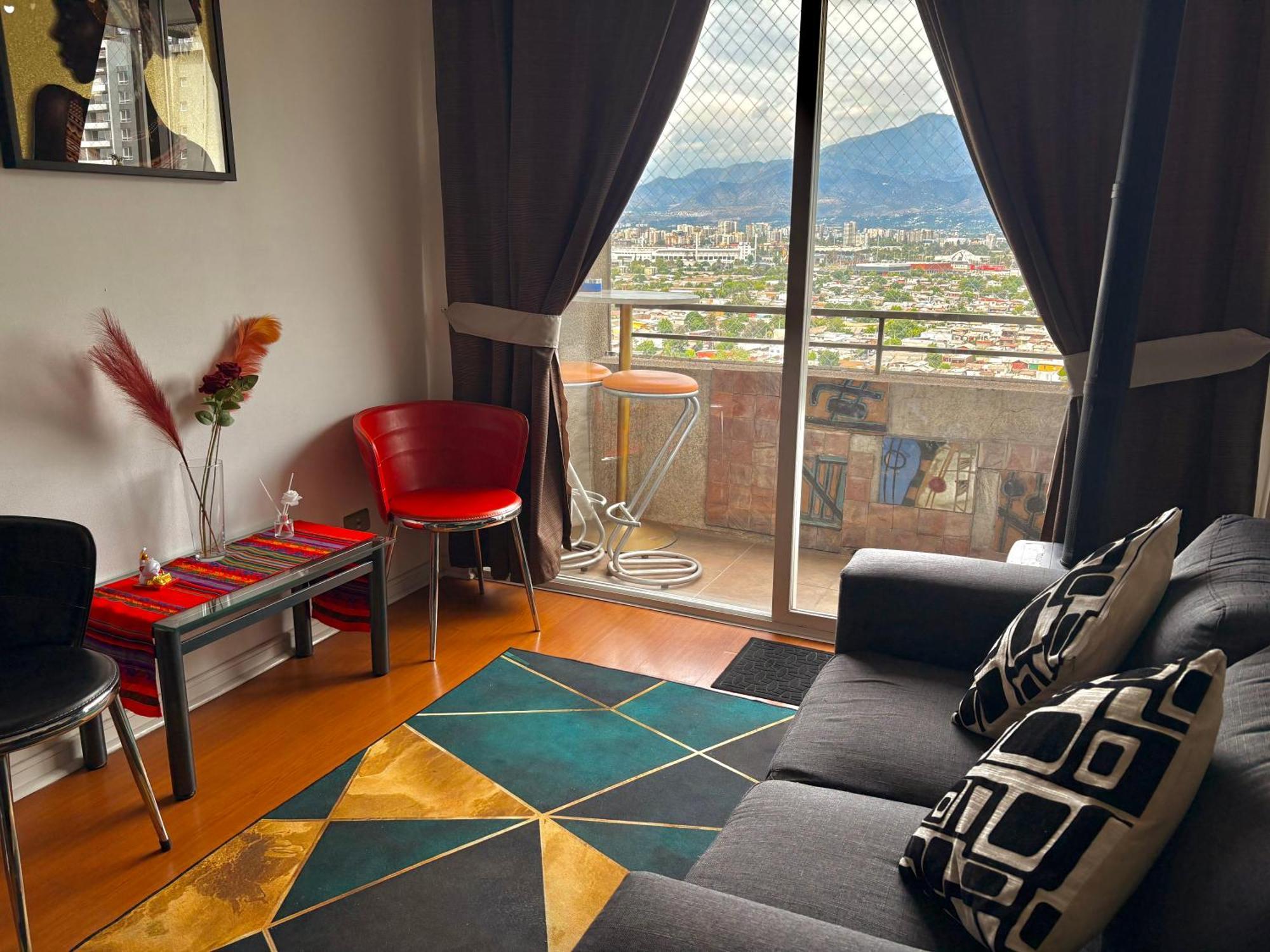 Amazing View Of Con Calefaccion Y Estacionamiento Interior Apartamento Santiago de Chile