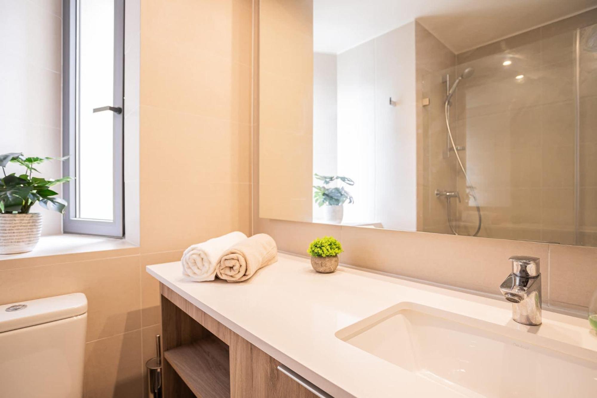 Lujo Y Espacio En El Corazon Del Parque Araucano Apartamento