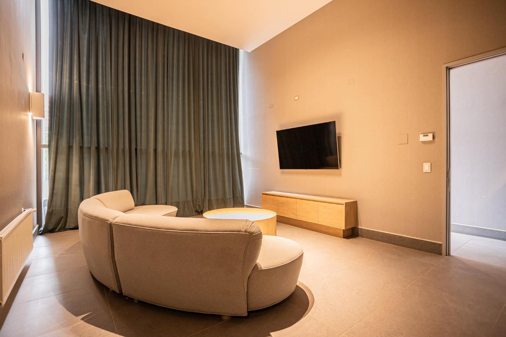 Lujo Y Espacio En El Corazon Del Parque Araucano Apartamento *