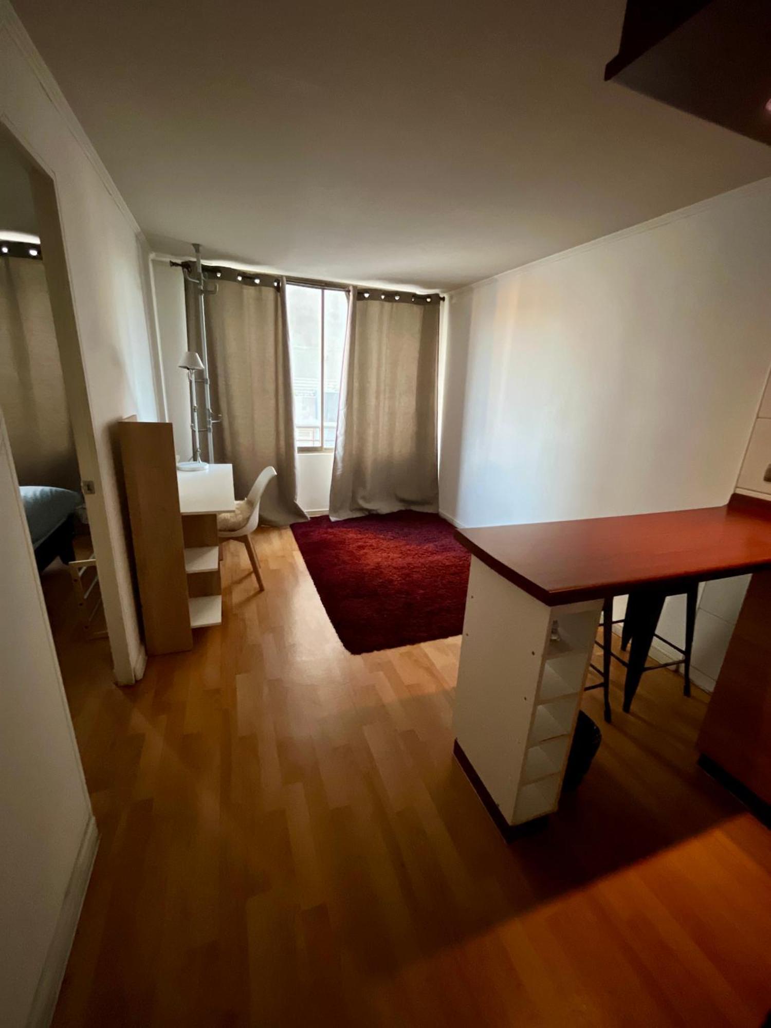 Comodidad Y Seguridad En Centro Apartamento