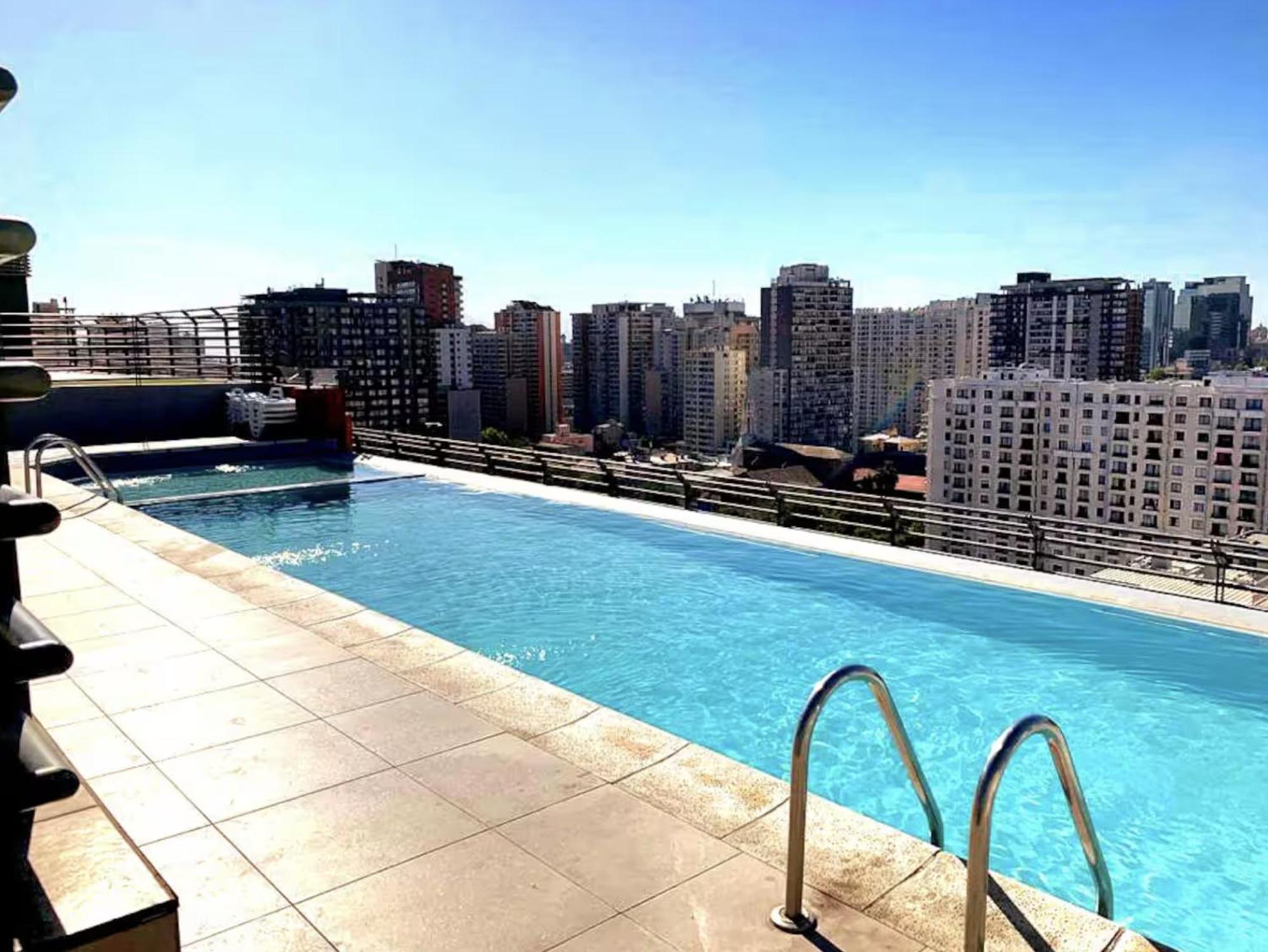 Apartamento A Pasos Clinica Uc Apartamento *
