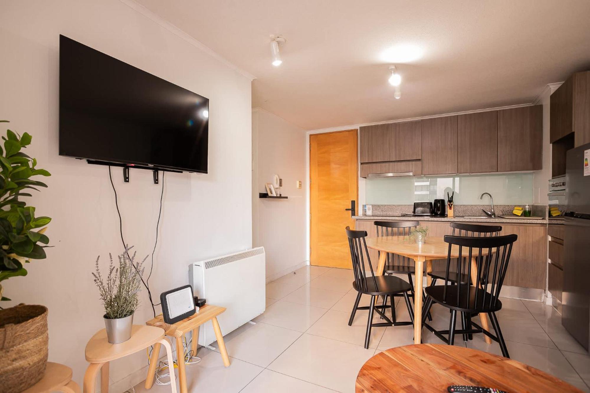 Central Lodging For Meticulous Travelers *